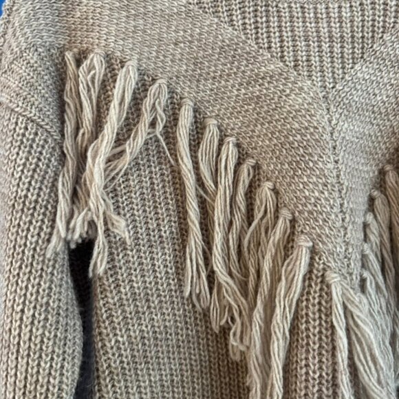 NWT Me to We Fringe Wool Blend Cropped Tan Sweater - M - Picture 2 of 7